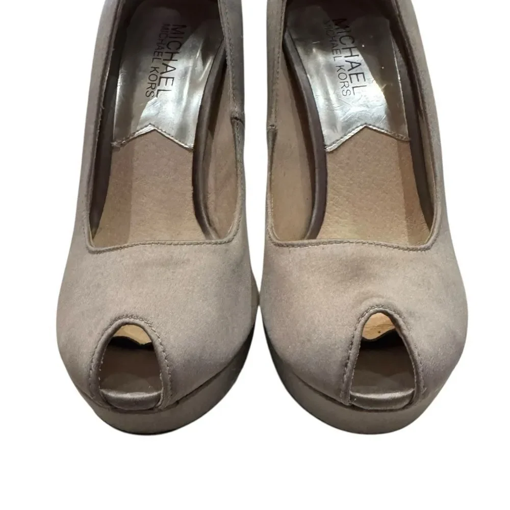 MICHAEL Michael Kors Grey Silver Nadia Crystal Rhinestone Platform Heels 5